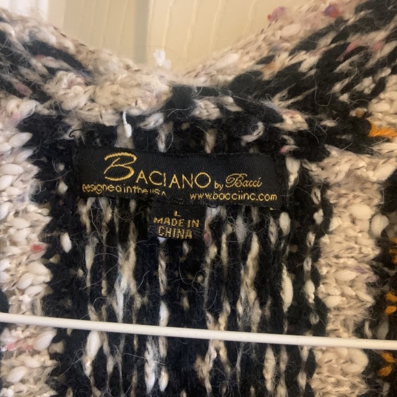 Multi colored tunic - Picture 2 of 4